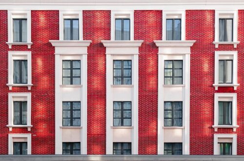 Undgå fælderne: 5 ting du skal vide, før du vælger ejerskifteforsikring